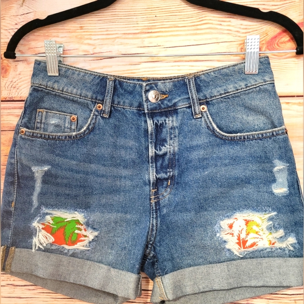 Upcycled H&M DIVIDED Tropical Vibe Denim Shorts!🌴
